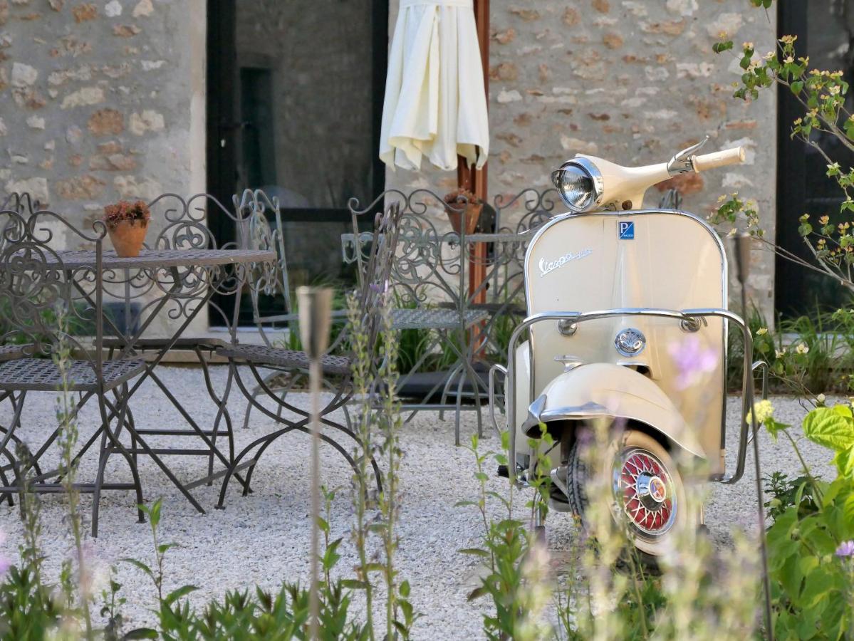 Val Trebbia Hotel Feucherolles Luaran gambar